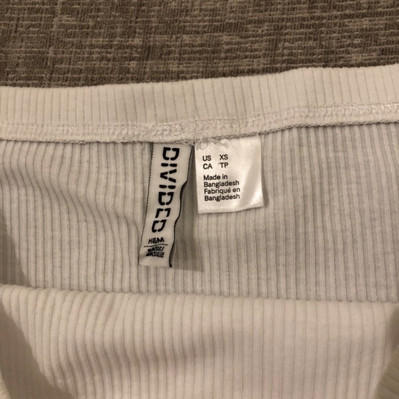 H&M Off the Shoulder Ribbed Tee - Picture 3 of 3